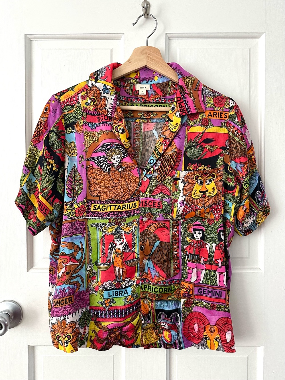 Anthropologie TINY Zodiac Print Button Front Top Colorful Horoscopes Size S